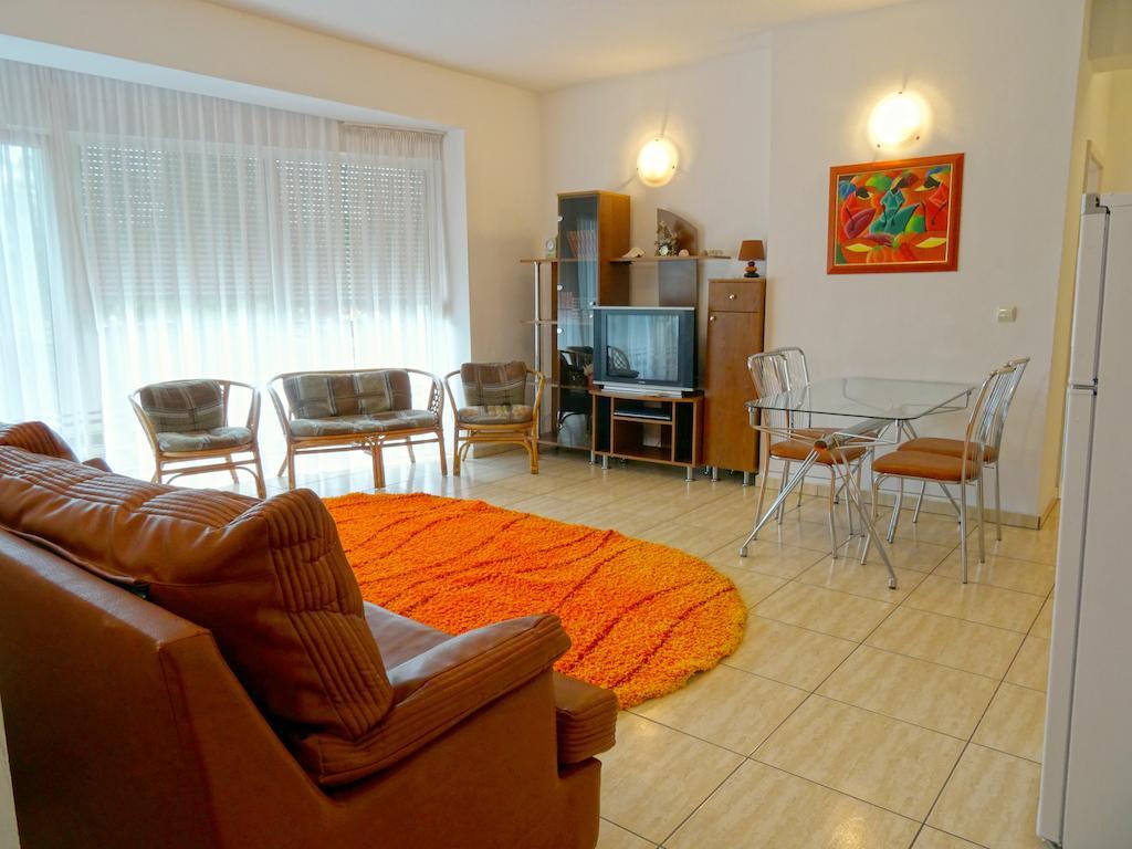 Club Topaz Apartments Neptun Ruang foto