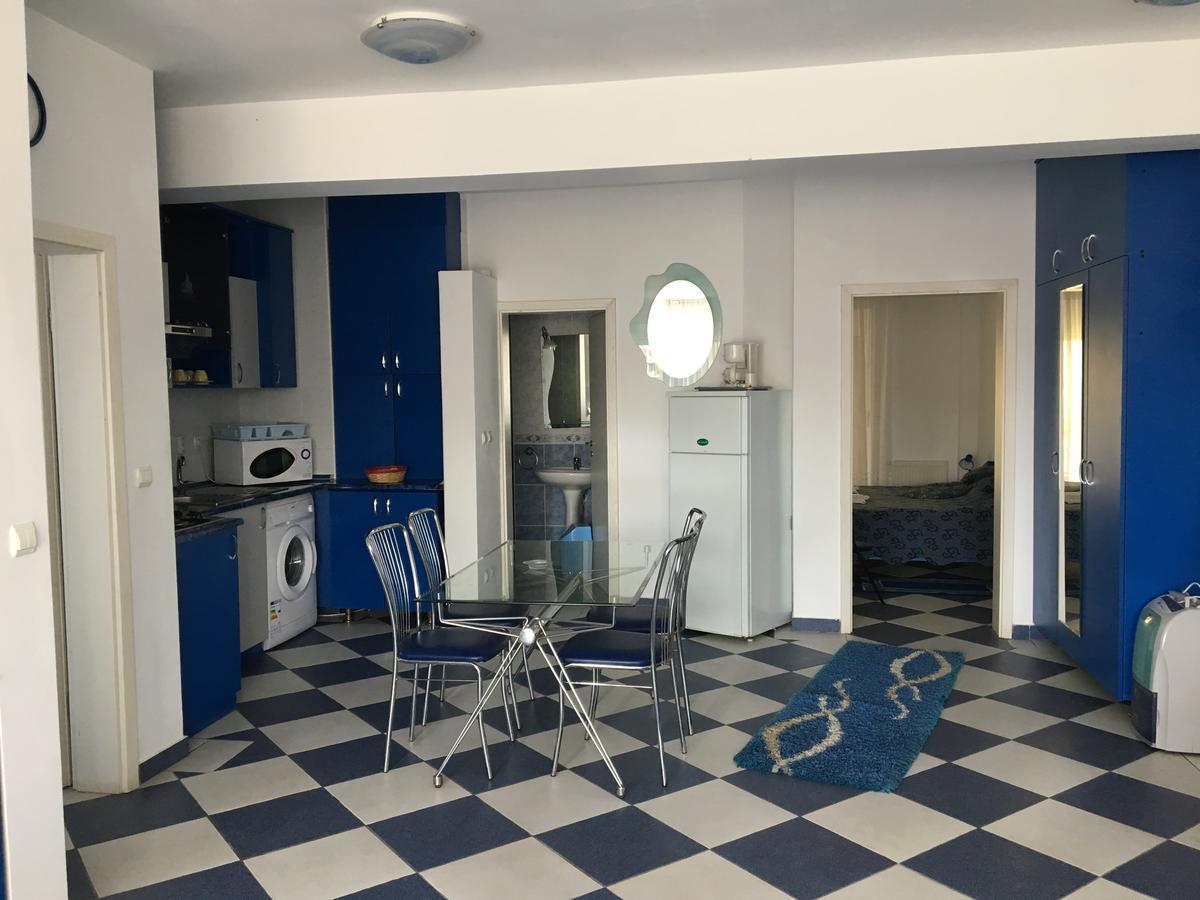 Club Topaz Apartments Neptun Bagian luar foto