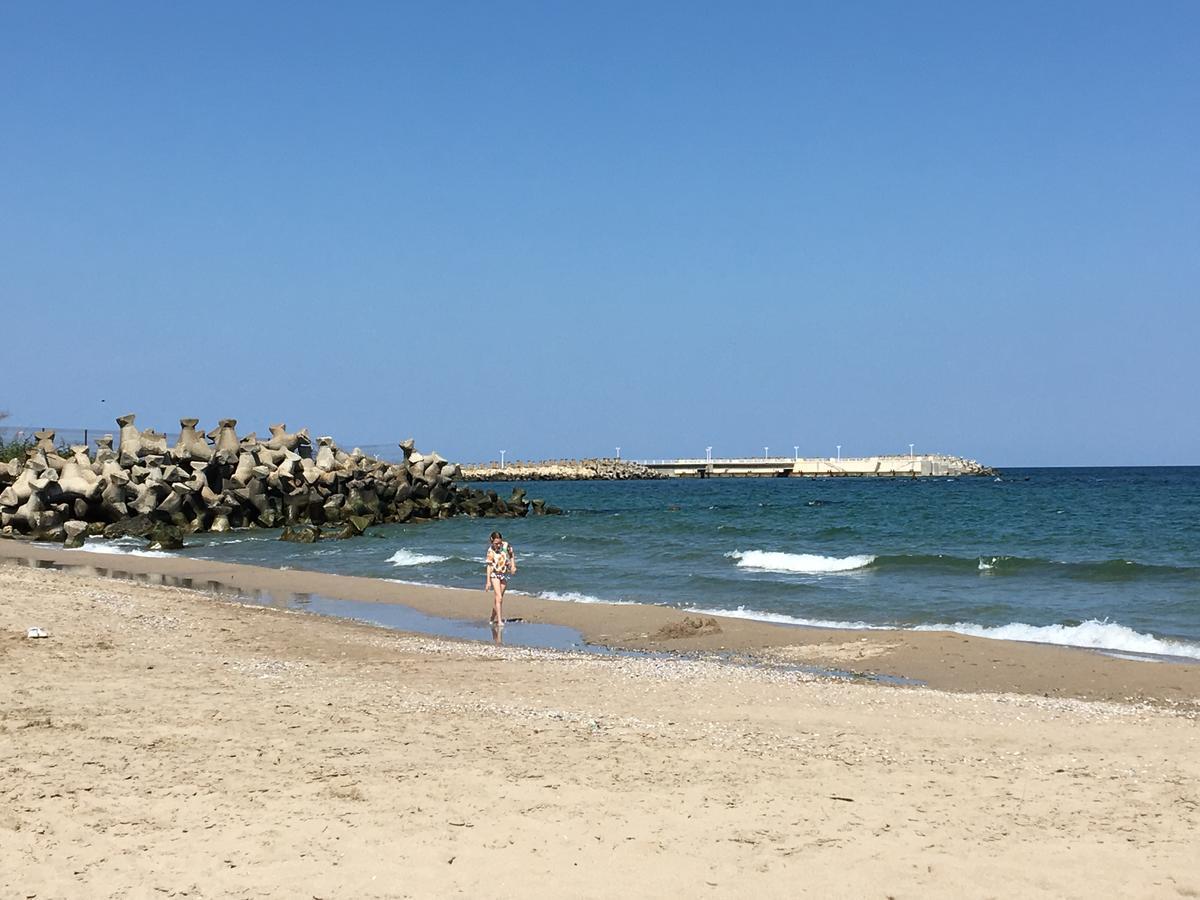 Club Topaz Apartments Neptun Bagian luar foto
